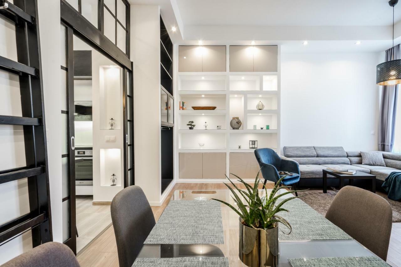 Bpr Thrill Design Home With A/C Budapest Luaran gambar
