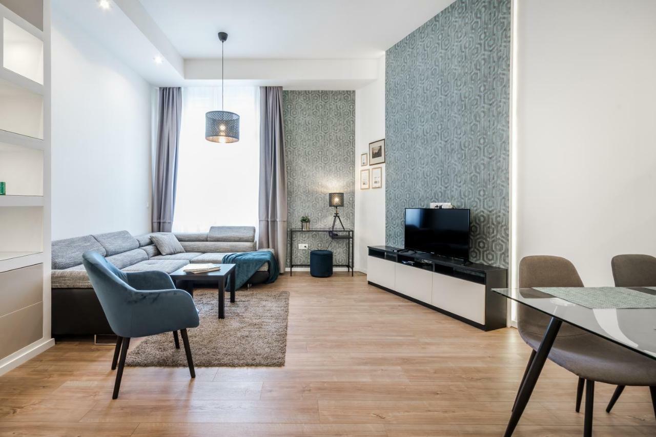 Bpr Thrill Design Home With A/C Budapest Luaran gambar