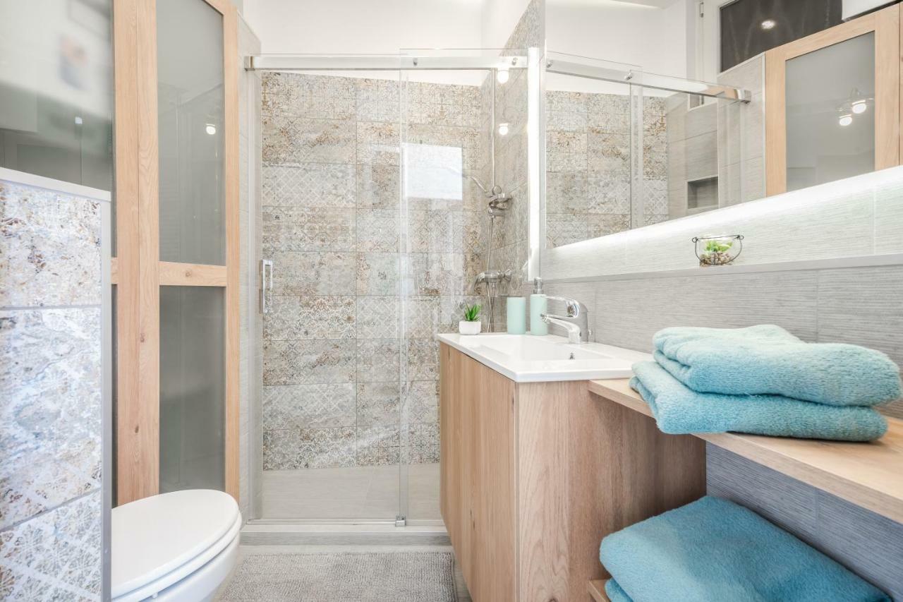 Bpr Thrill Design Home With A/C Budapest Luaran gambar