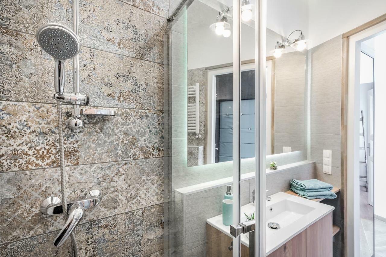 Bpr Thrill Design Home With A/C Budapest Luaran gambar