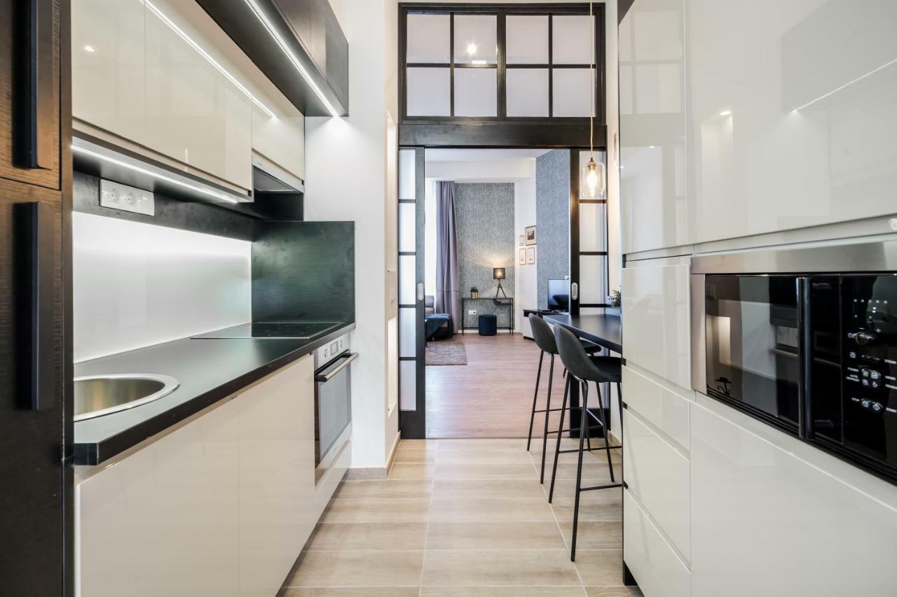 Bpr Thrill Design Home With A/C Budapest Luaran gambar